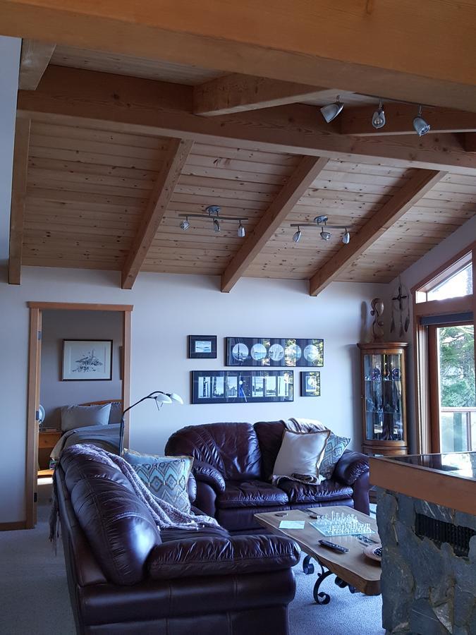 Reef Point Oceanfront Bed And Breakfast Ucluelet Esterno foto