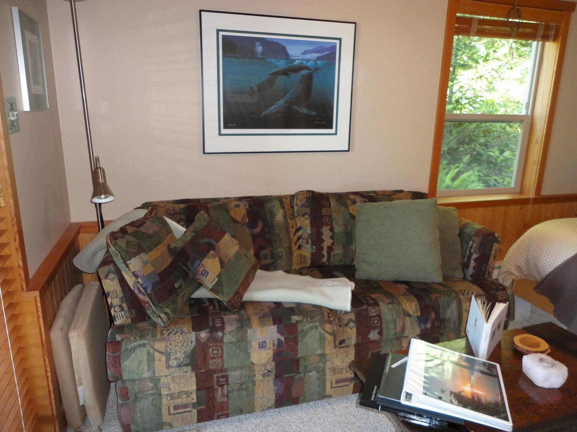 Reef Point Oceanfront Bed And Breakfast Ucluelet Esterno foto